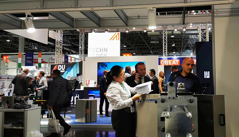 K2019(2).jpg K2019(2).jpg