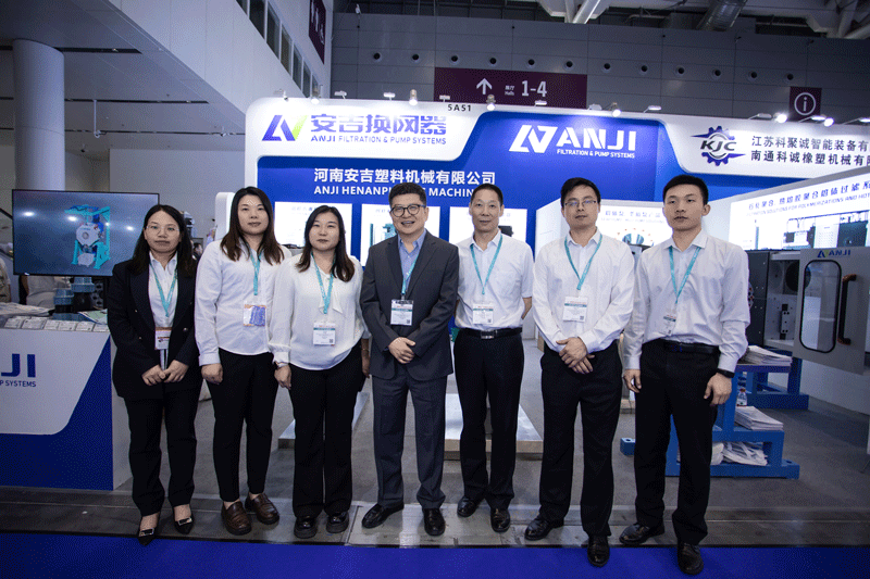 合照88(網(wǎng)站).png 合照88(網(wǎng)站).png