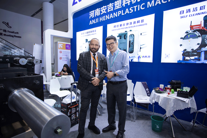 合照66(網(wǎng)站).png 合照66(網(wǎng)站).png